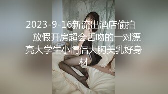 丝袜高跟两个风骚的小少妇被大哥们轮流玩弄，口交大鸡巴吃奶玩逼，听狼友指挥各种蹂躏玩弄，浪叫不止高潮不断