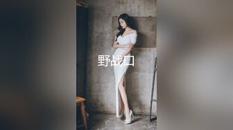 小马丶寻花笑起来甜美短裙妹子，近距离特写跪着深喉口交，骑上来整根插入，站立后入猛操晃动奶子