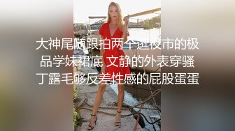 漂亮大奶少妇 在家操逼健身两不误 利用大吊激励自己 操的香汗淋漓 射了一骚逼