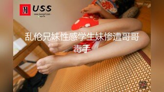 STP27547 女神姐妹花【无敌兔兔】双女叠罗汉扣穴，一起翘美臀摇摆，无毛肥穴跳蛋震动，玩的很嗨极度诱惑