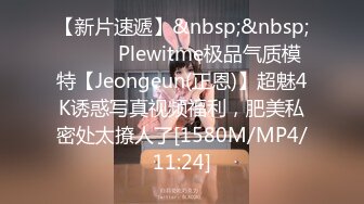 [MP4/ 511M] 全网我最骚丰乳肥臀骚女独自在家自慰，拿出假屌深喉交舔弄